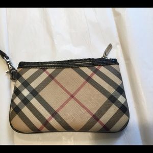 Burberry Wristlet (Authentic) Super Nova Print